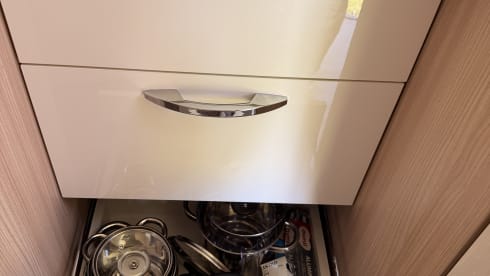 Burstner Nexxo T740 – 3p Bürstner semi-integrated uit 2015