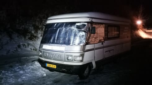 All Inclusive - Off Grid - Old Timer – 6p Hymer integrated uit 1988