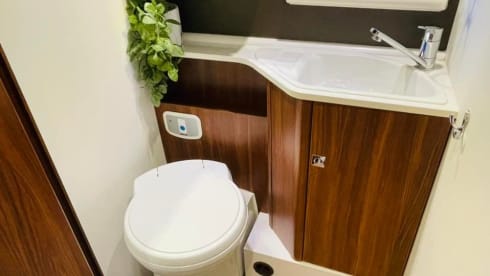 Luxury 4 berth Adria Matrix 2017