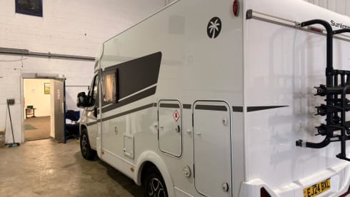 Little Sunny – 2 berth Sunlight V60 Adventure Edition