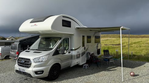 6 Berth, Ford Autoroller 746, Automatic Luxury