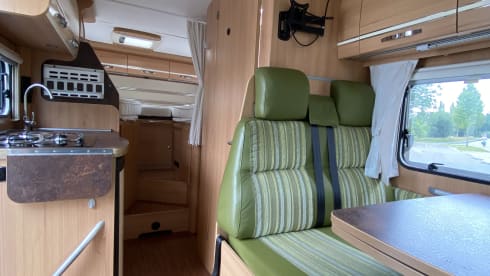 4p TEC semi-integrated uit 2011