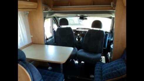 Fine and complete Sunlight with fresh interior