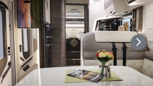 Louis – McLouis semi-integrated from 2024 automatic