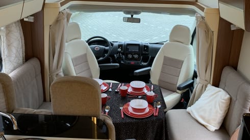 nette en verzorgde 4 persoons camper