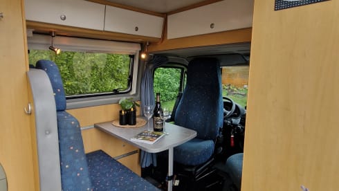 OFF-GRID – Super complete bus camper! fully furnished