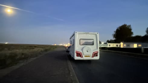 Camelot – 4 berth Autotrail Apache from 2015