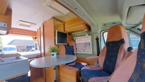 Duuk – Luxury compact 2p Pössl bus camper from 2009