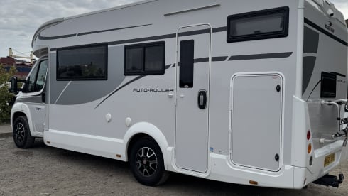 Darceys dream  – 5 berth Fiat semi-integrated from 2022