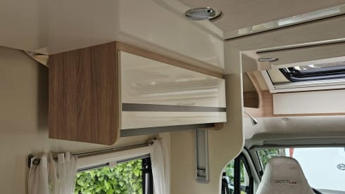 Leuke en gezellige camper – 5p Giottiline semi-integrated uit 2021