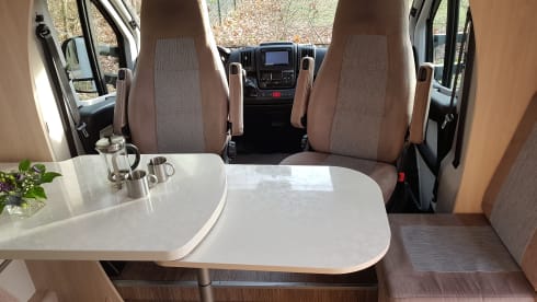 3p complete semi-integrated camper