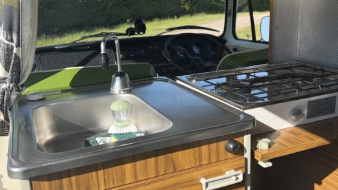 Olive – 'Olive' VW T2 Westfalia 1973 Campervan