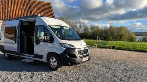 't Cliffke – Campervan Sunlight Cliff 2024 
