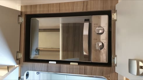 RENTACAMPA  – 2 BERTH FULLY SELF CONTAINED CAMPERVAN WITH TOILET AND SHOWER 