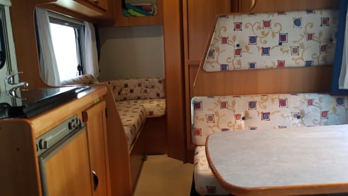 Elnagh Marlin – Very nice cozy butgetcamper dal 2001 Denekamp