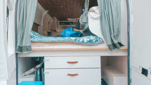 Bubu – 3 person Fiat Ducato bus camper