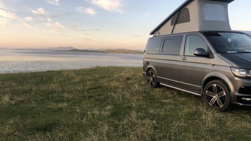 4 berth Volkswagen T6 campervan ( 2019)