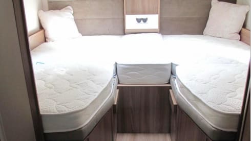 Bessecarr 597 – 2 berth Swift semi-integrated from 2021