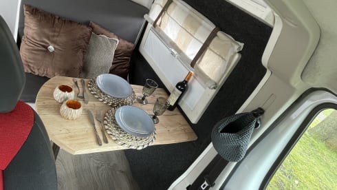 Flow  – On an adventure with this cool DIY Fiat Ducato MultiJet 150 185 HP