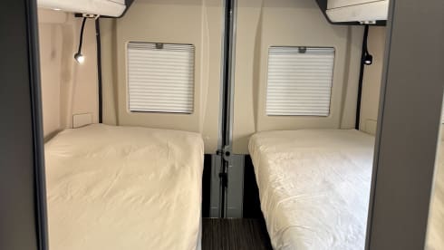 2p Fiat bus uit 2026 - McLouis Menfys 4 Prestige