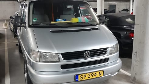 VW – Volkswagen Transporter T4 2.5 Tdi (4 belts)