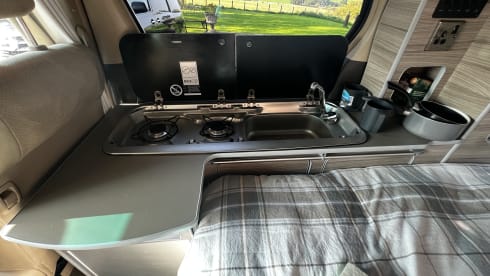 The Borderless Reiver – 3 (+ 1 small child) berth Toyota campervan from 2007
