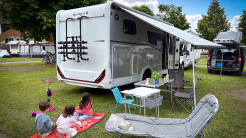 Clyde – Clyde – The stylish one for big dreams