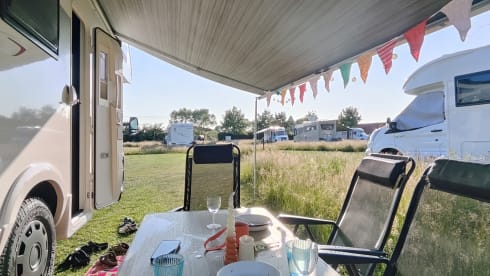 Kronos Camper – 7p Roller Team alcove from 2021