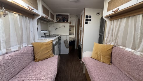Ellie the Elddis – 2 Berth Ellie the Elddis - Spacious, Quirky Motorhome for Two Near Glasgow