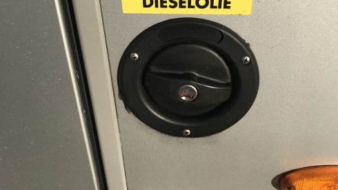 Bur – 4p Bürstner integrated uit 2008