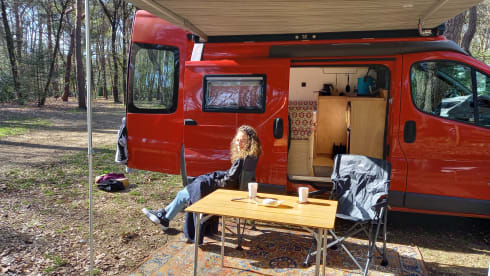 Autobus Opel Vivaro 2p del 2014