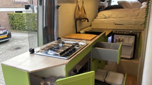 Ritser – Off-grid Volkwagen crafter buscamper 2p