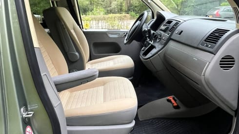 4p Volkswagen campervan from 2005