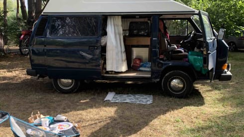 Maxima  – 2p Volkswagen bus from 1986