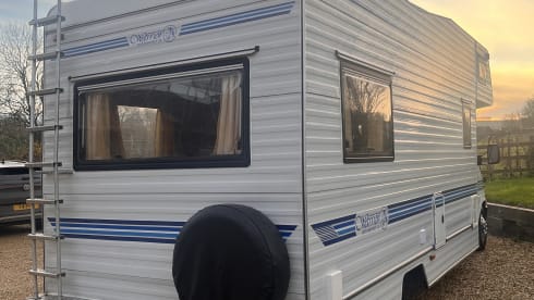 Big Bertha – 4 berth Mercedes-Benz semi-integrated from 1998