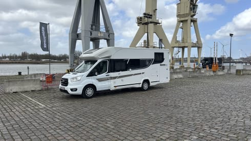 4p Benimar semi-integrated uit 2023