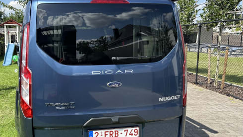 Adventure cooking and fun – 5p Ford campervan uit 2020