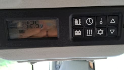 3p Volkswagen campervan from 2003