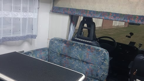 Mika62 – Motorhome 6 people