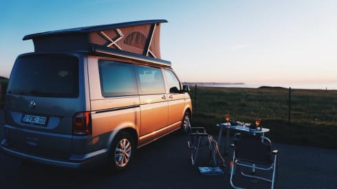 the.VANhoutte – 4p Volkswagen bus from 2019