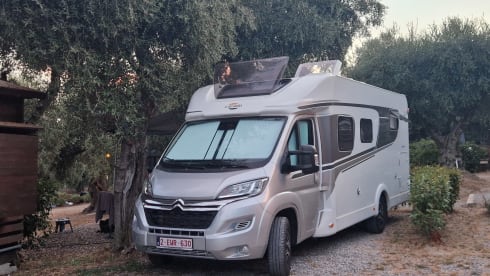 5p Carado semi-integrated from 2022