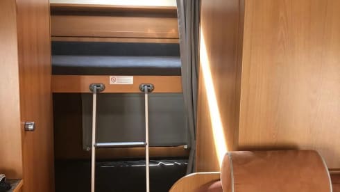 Beautiful, spacious camper with heating and air conditioning