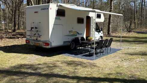 6p Chausson Flash 07 (air conditioning, TV, Apple CarPlay)