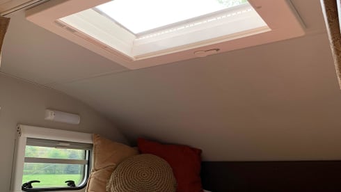 Top Camper met top aanbieding tot 40% korting. – 2of4 pers. Fiat Alcove from 2020 Automatic  