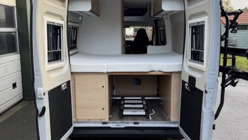 Camping-car Sunlight Cliff 600 RT pour 4 personnes à partir de 2025