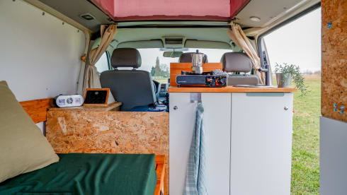 LEOPARD – Unique Volkswagen Camper (M+S Alpine tires and Euro 4!)