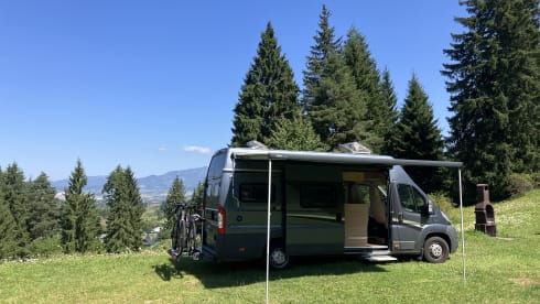 Comfortable campervan 2p