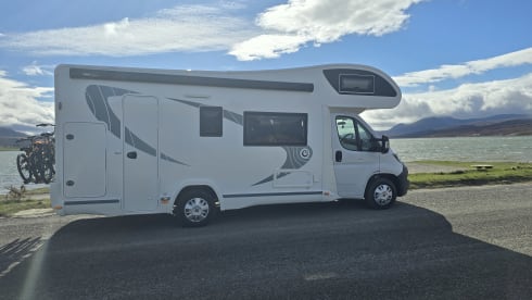 Gem – 6 berth Chausson alcove from 2024