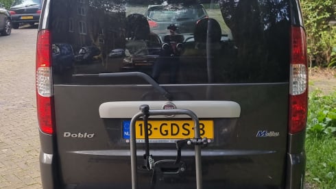 Fiat Doblo Malibu – Hobo/stealth/semi offgrid mini camper.