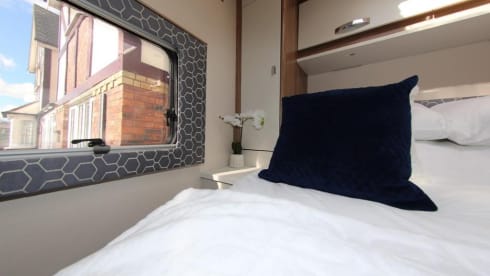 THE SAVOY – Swift Escape 694 Luxury Island Bed Motorhome Pets 5G WIFI Smart TV